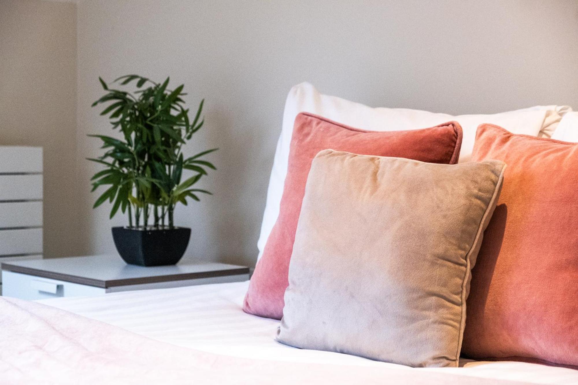 Apartament Osbourne House Pink 2 Bed, 2 And Half Bath Birmingham Zewnętrze zdjęcie