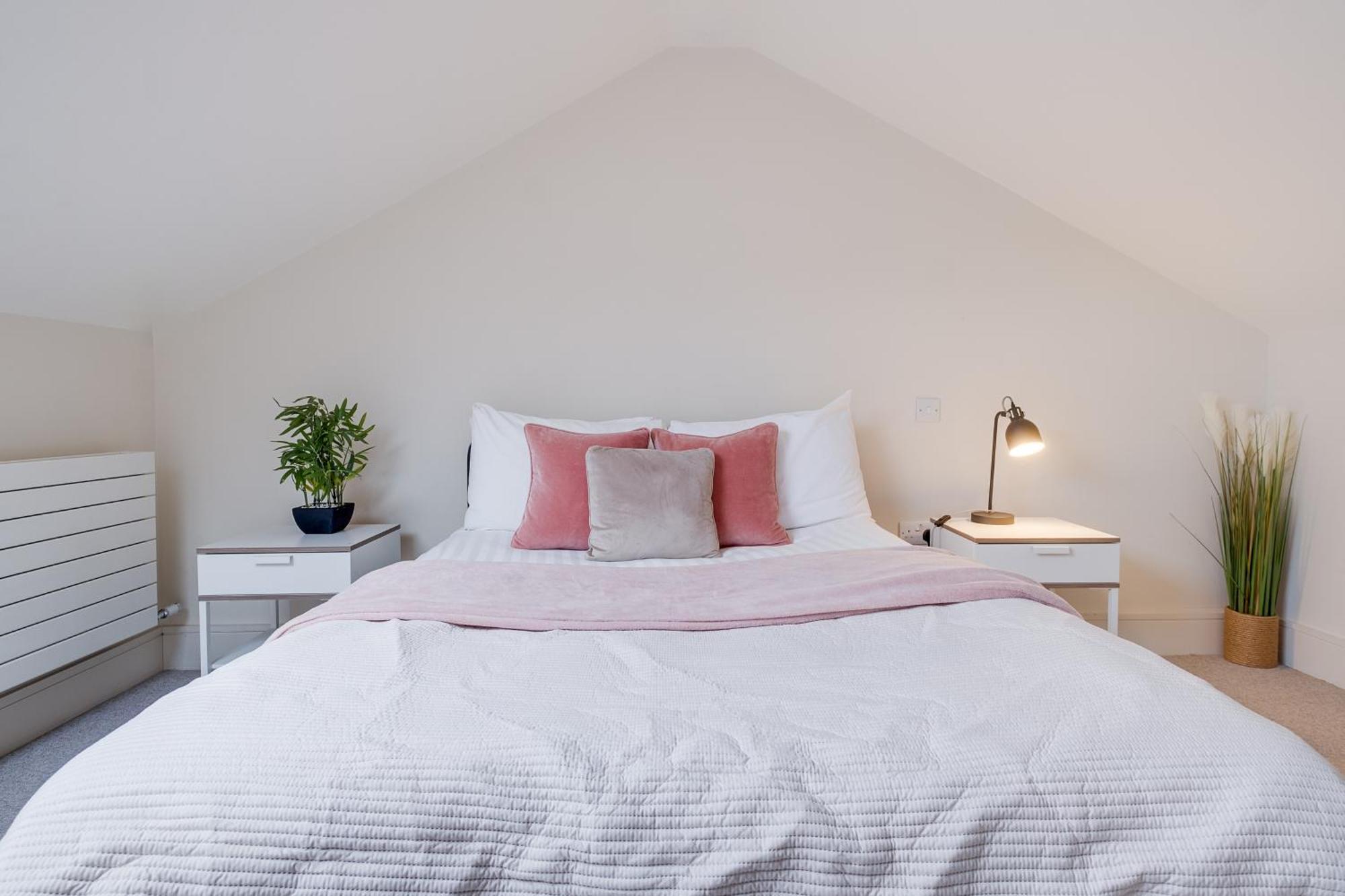 Apartament Osbourne House Pink 2 Bed, 2 And Half Bath Birmingham Zewnętrze zdjęcie