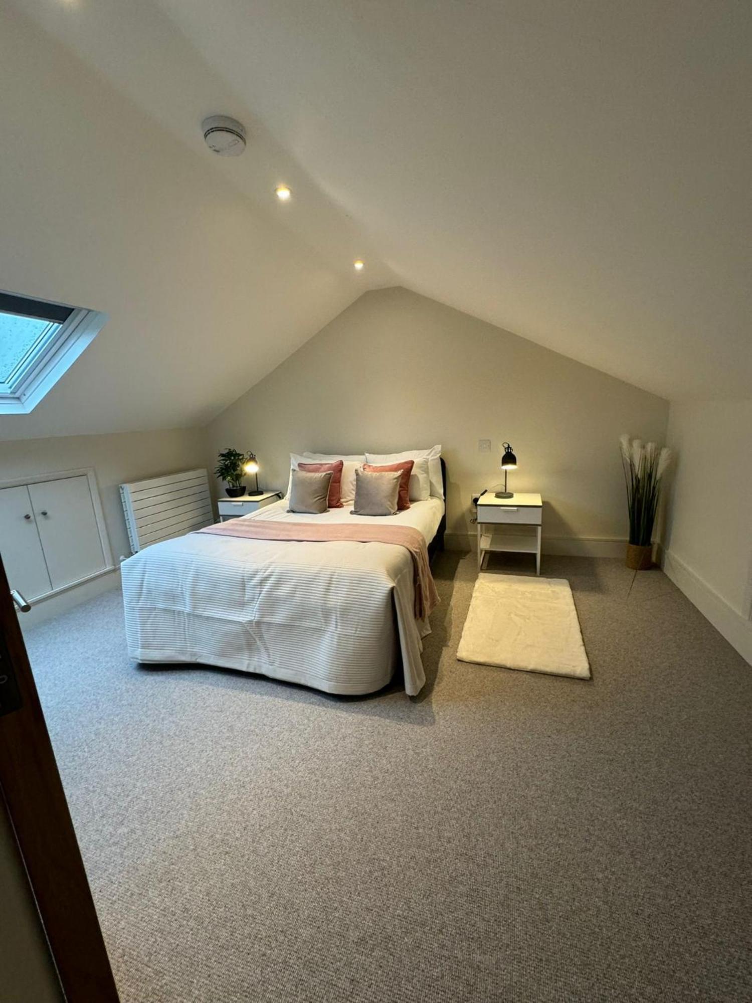 Apartament Osbourne House Pink 2 Bed, 2 And Half Bath Birmingham Zewnętrze zdjęcie