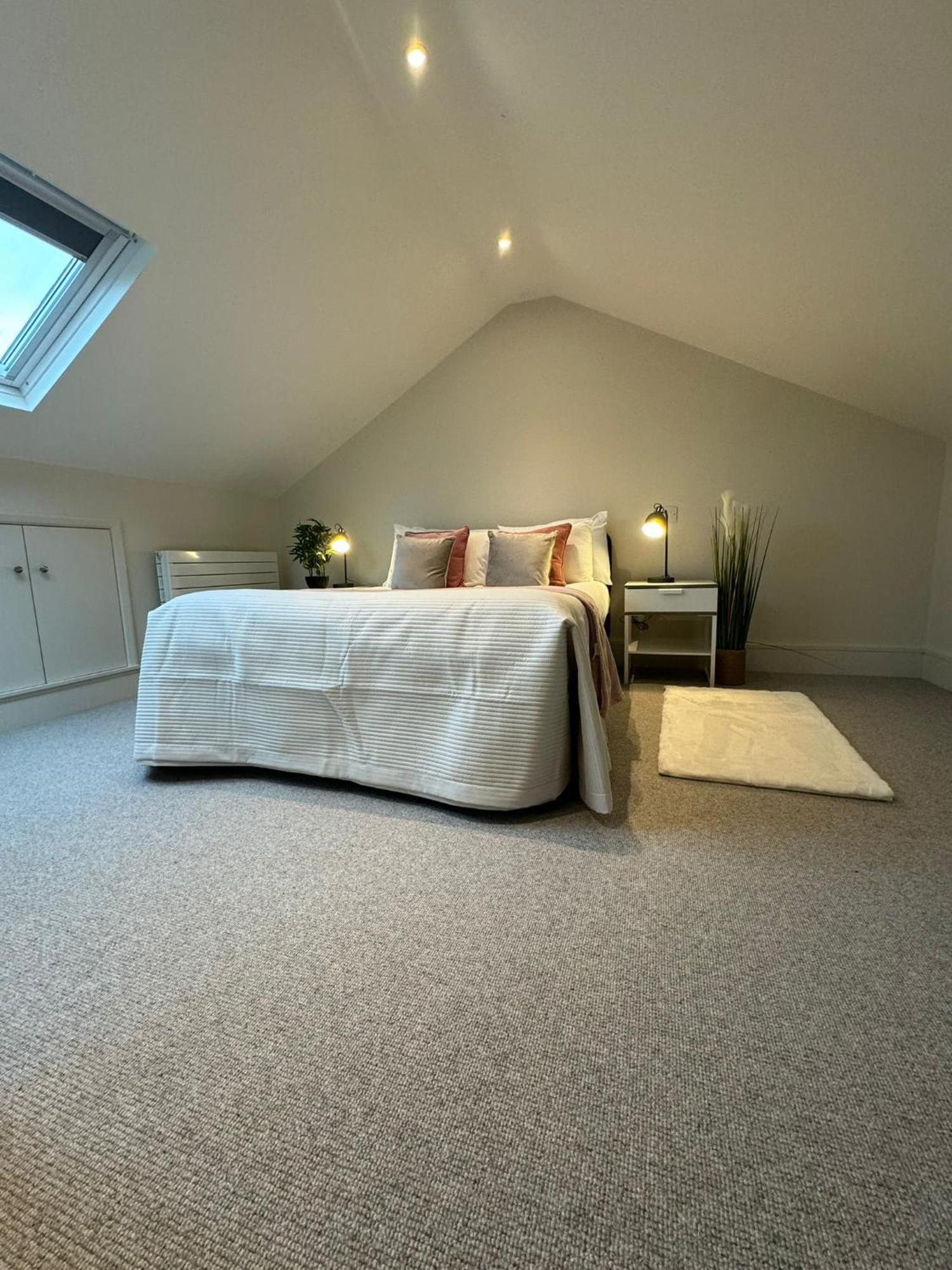 Apartament Osbourne House Pink 2 Bed, 2 And Half Bath Birmingham Zewnętrze zdjęcie