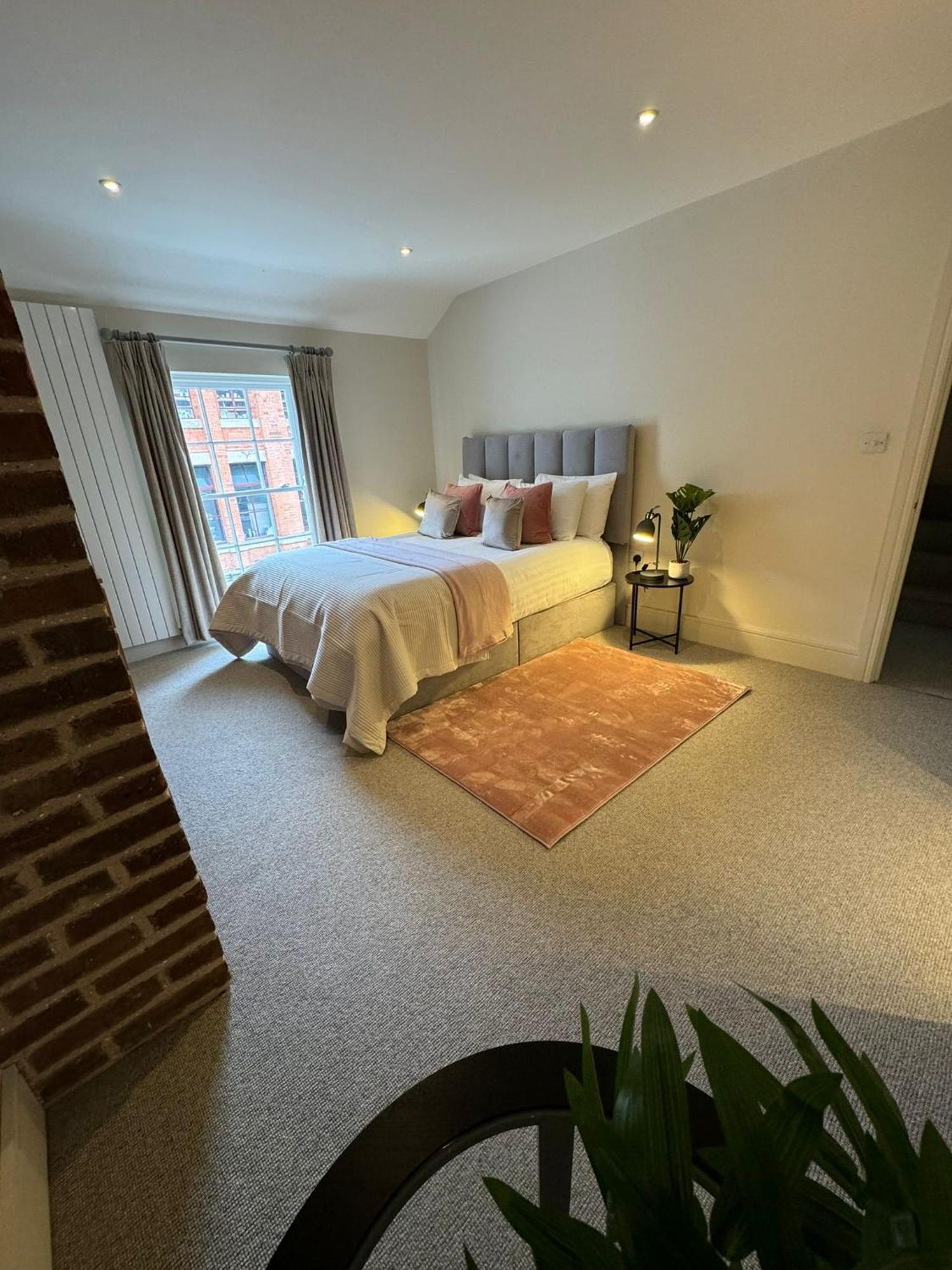 Apartament Osbourne House Pink 2 Bed, 2 And Half Bath Birmingham Zewnętrze zdjęcie
