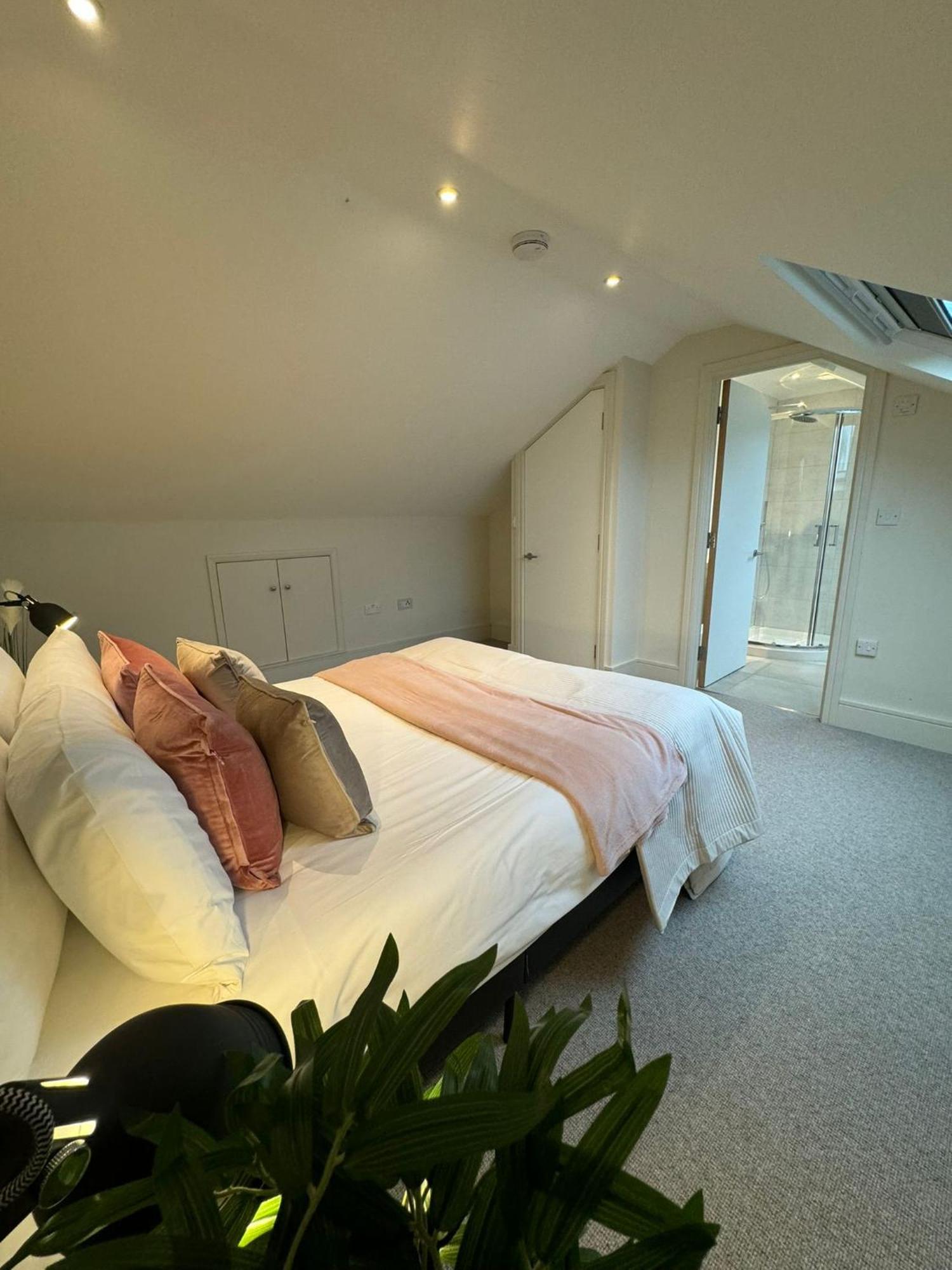Apartament Osbourne House Pink 2 Bed, 2 And Half Bath Birmingham Zewnętrze zdjęcie