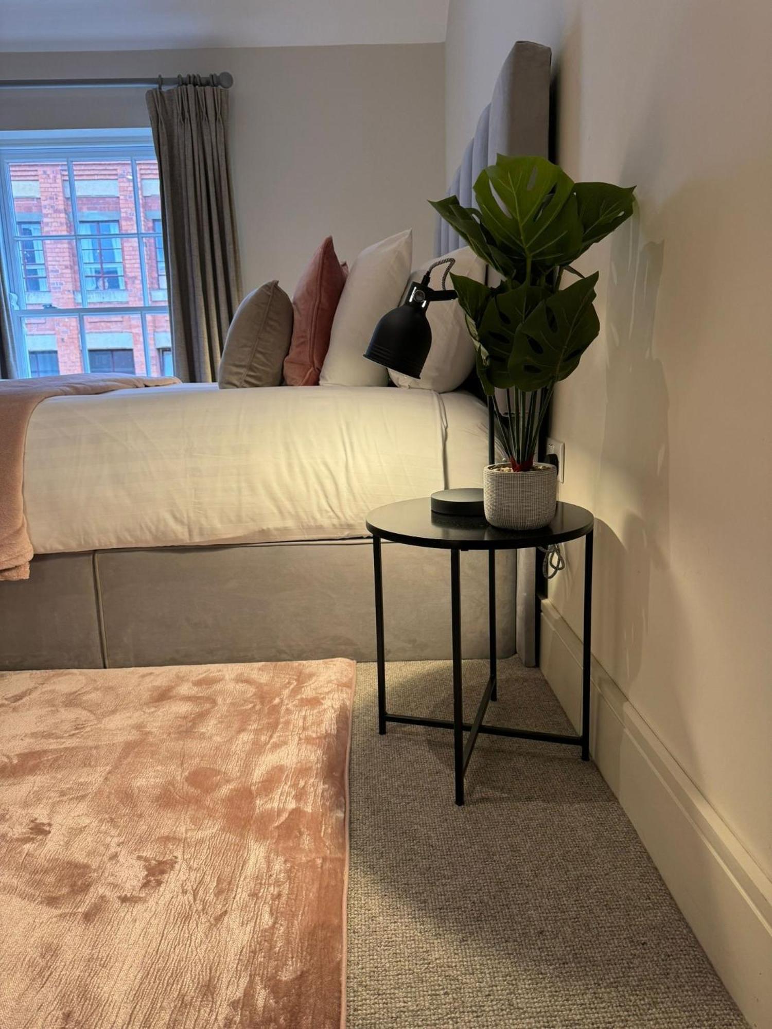 Apartament Osbourne House Pink 2 Bed, 2 And Half Bath Birmingham Zewnętrze zdjęcie