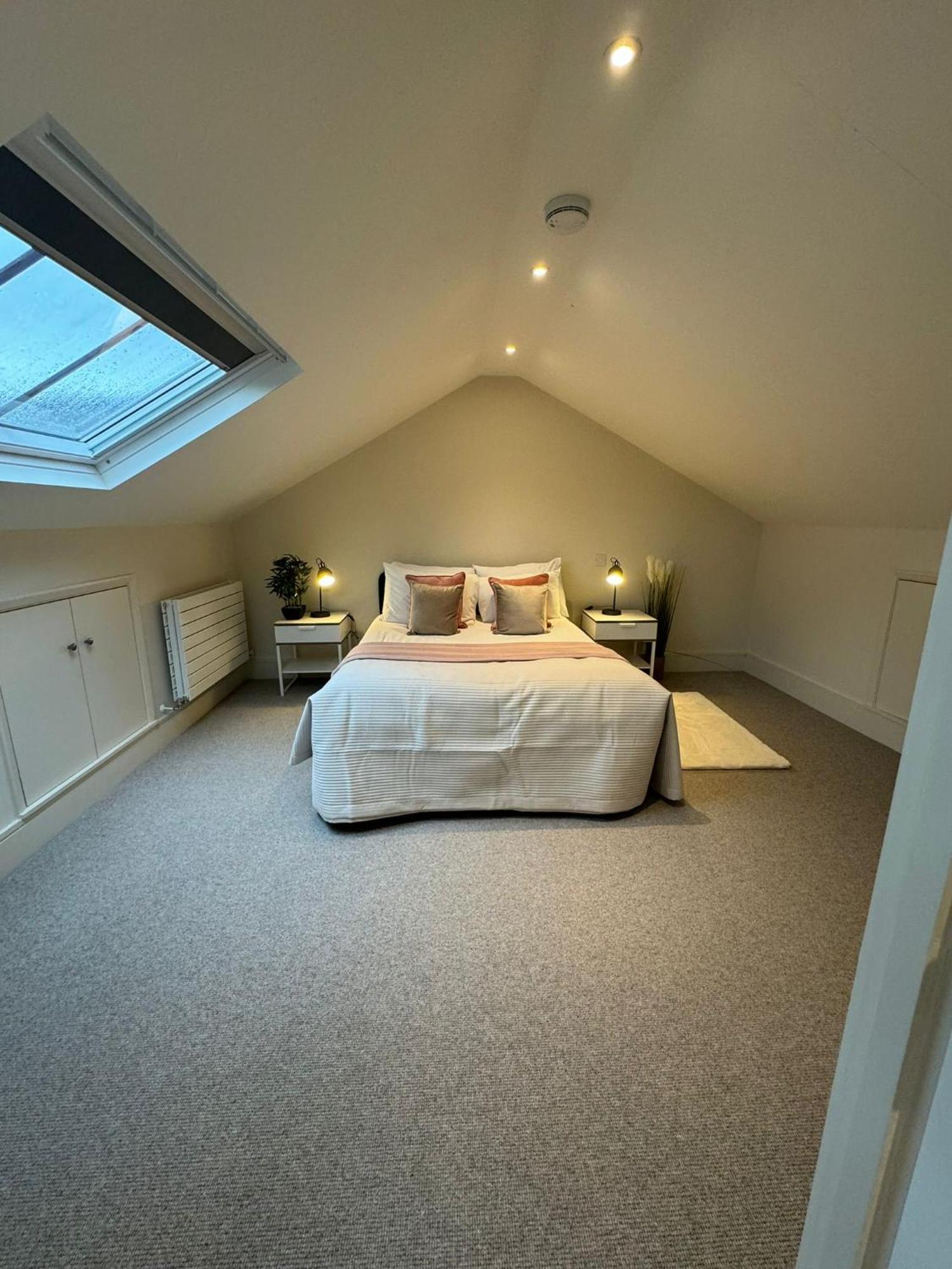 Apartament Osbourne House Pink 2 Bed, 2 And Half Bath Birmingham Zewnętrze zdjęcie